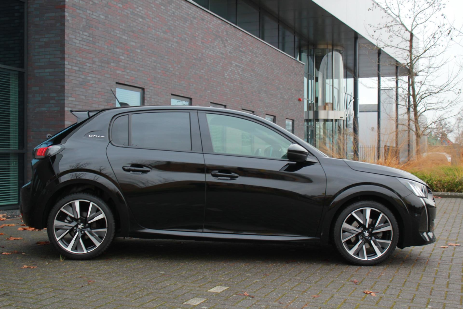 Peugeot 208 1.2 PureTech GT- Line