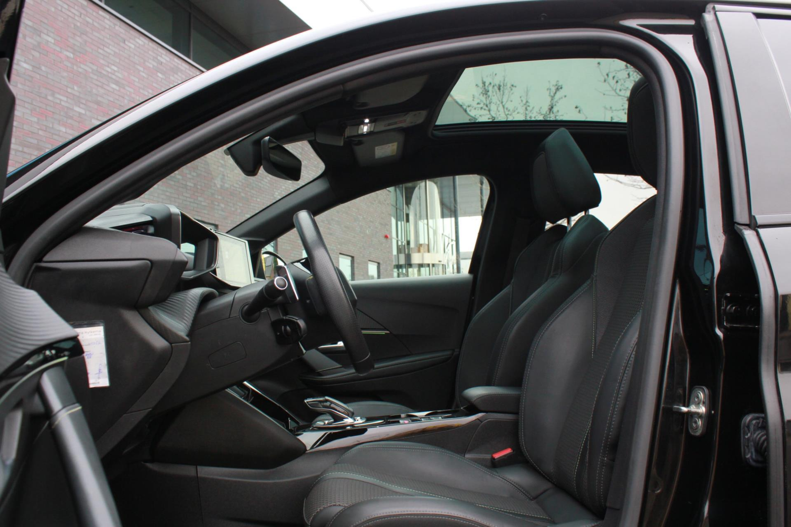 Peugeot 208 1.2 PureTech GT- Line